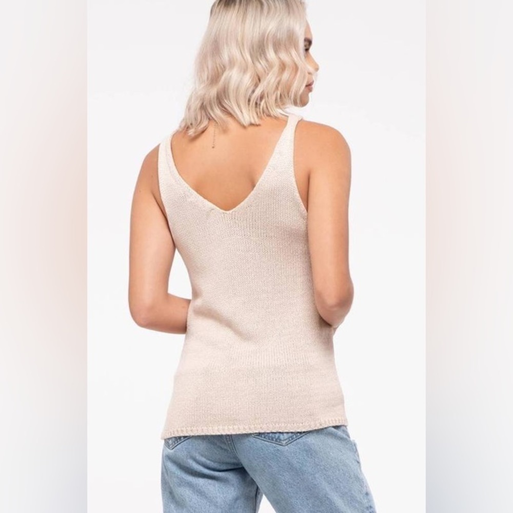 Blu Pepper Pom Pom Knit Sweater Tank Top Size Small Beige Multi V Neck NWT - Picture 8 of 9